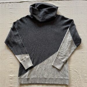 100% Cashmere Two-Tone Dark and Light Gray Cowl Neck Sweater